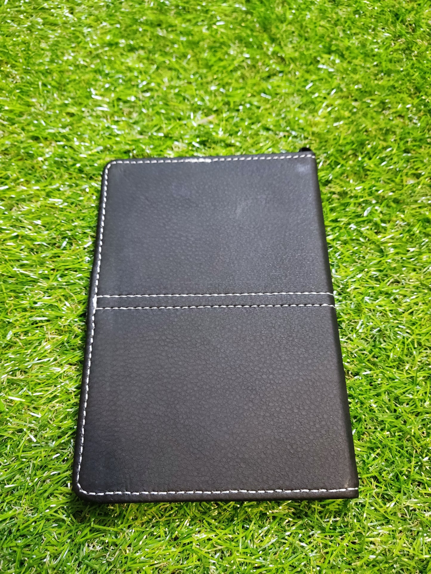 Golf Scorecard Score Card Holder Black PU Leather Magnetic Ball Marker Alignment